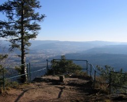 Vue depuis le bélvédère de la Roche d'Anozel