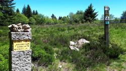 Borne des 2 Boules à 1328 m et non 1358 m comme indiqué