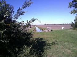 les 2 pompes, vue sur le marais (et les éoliennes)