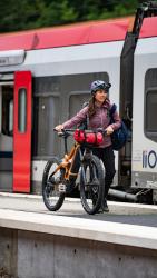 GTVTT_gare_Ax-les-Thermes_Acrofilm - Ariège Pyrénées Tourisme